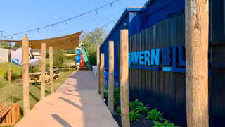 Foto von Tavern Blue Restaurant