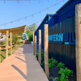 Cover image for Tavern Blue
