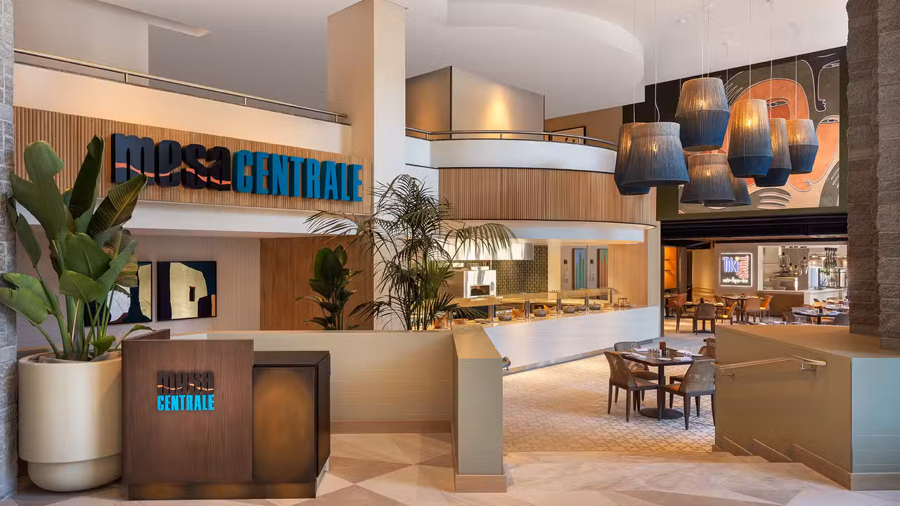 Innen - Mesa Centrale, Scottsdale, AZ