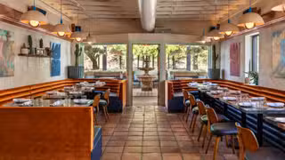 A photo of Maximo restaurant