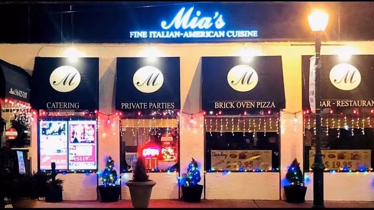 Mia's, Valley Stream, NY
