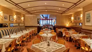 Una foto del restaurante Island
