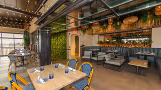 A photo of Windy City Social restaurant