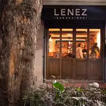 A photo of LENEZ Bar de Vinos restaurant