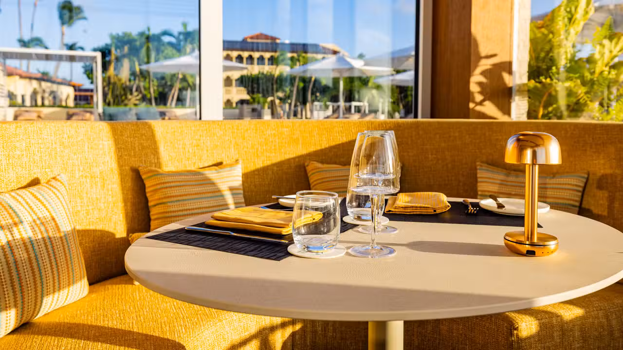 Interior - Elements Restaurant at Bucuti & Tara Beach Resort - Adults Only, Eagle Beach, Aruba