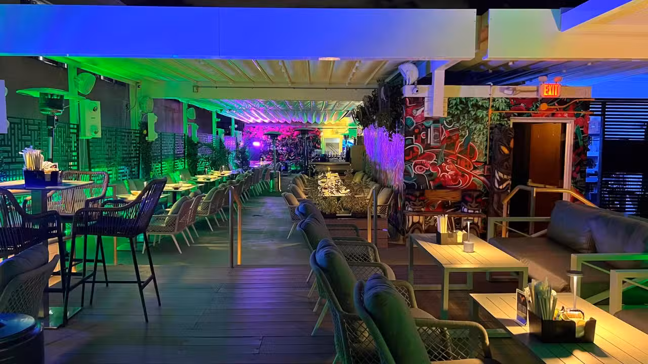 Carnaval Rooftop, Miami Beach, FL