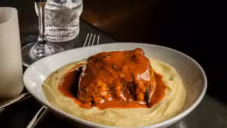 A photo of Favorites Bistro Bar restaurant