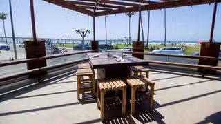 Una foto del restaurante OB Surf Lodge