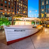 Una foto del restaurante Hello Betty - Bethesda