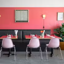 A photo of Na Na Thai restaurant
