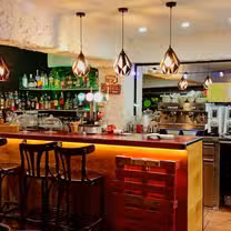 Foto von Origen Fusion Bar Restaurant