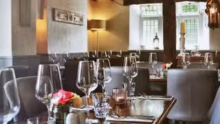 Una foto del restaurante The Saracen's Head
