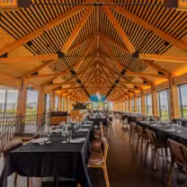Foto von Twin View Restaurant at Evermore Resort Restaurant