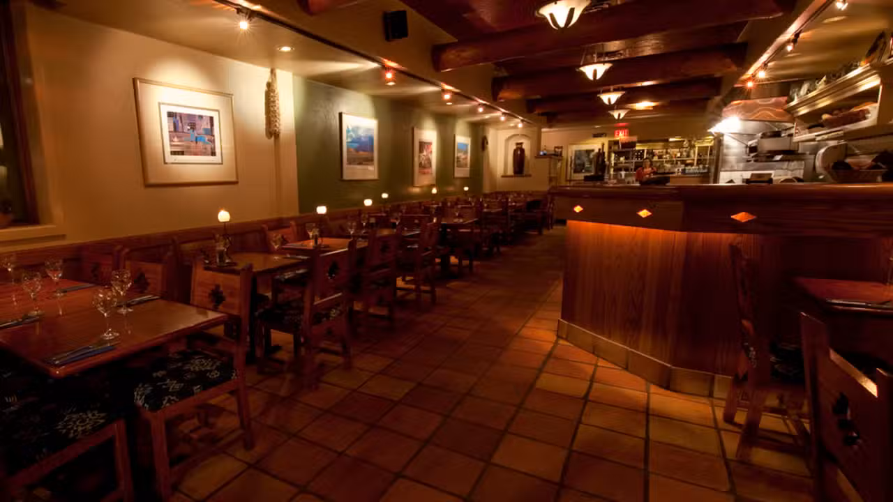 Coyotes Southwestern Grill Dining Room - Coyotes Southwestern Grill, Banff, AB