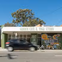A photo of Komuniti restaurant