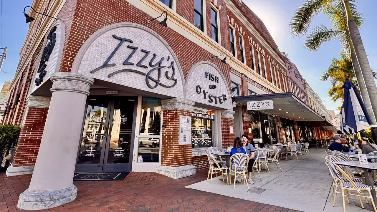 Izzy's Fish & Oyster, Fort Myers, FL