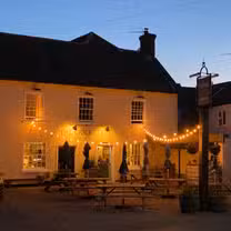 A photo of The Cricketers on The Green restaurant