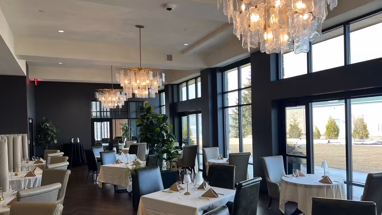 Interior - Heritage Supper Club - Legacy Hotel, Green Bay, WI