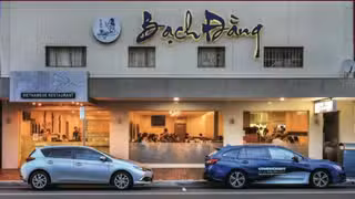 Una foto del restaurante Bach Dang Restaurant