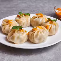 Foto von Urban Momo Restaurant