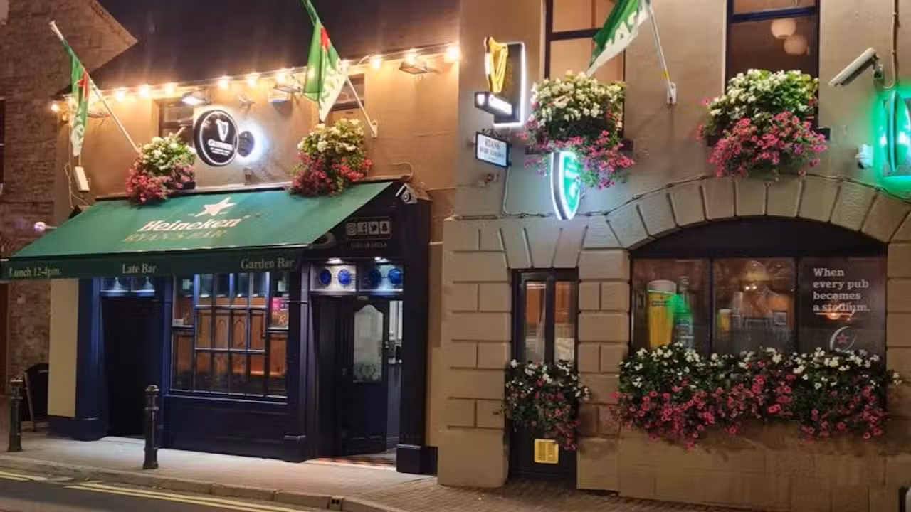 Exterior - Ryan's Bar, Navan, County Meath