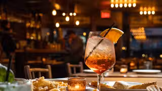 Foto von Joe & Pat’s NYC Restaurant