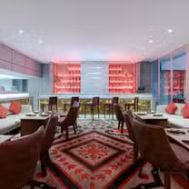 Una foto del restaurante Tanoshii Japanese Cuisine & Lounge Bar - Marriott Cali