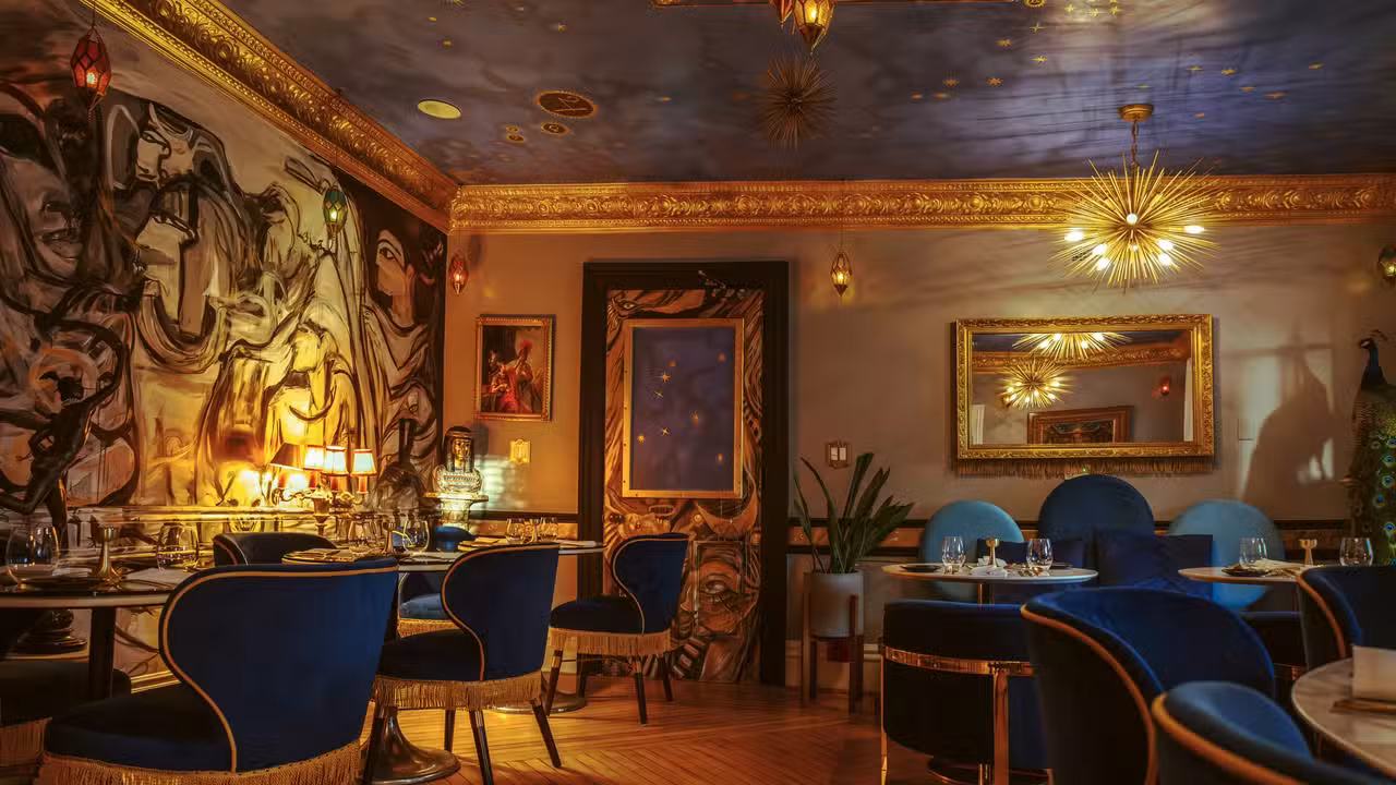 Brasserie Alexandria's Parlour Dining Room - Brasserie Alexandria at Merrill House, Picton, ON