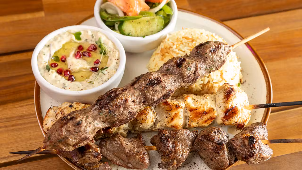 Comida - Dvine Mediterranean Experience - HB, Huntington Beach, CA