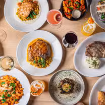 Una foto del restaurante Rosewood Grill Hudson