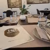 Una foto del restaurante De Nicolo's Italian Restaurant