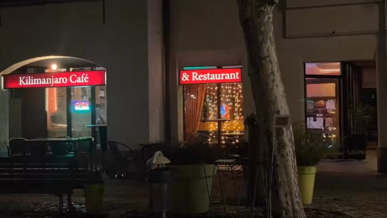 Kilimanjaro Café, Taufkirchen, BY