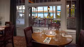 Una foto del restaurante The Brown Swan