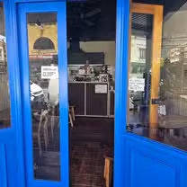A photo of Mamis Bondi restaurant