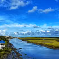 A photo of Jinks Creek Waterfront Grille restaurant