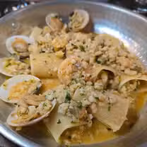 Una foto del restaurante La Dolce Vita Trattoria - St. Pete