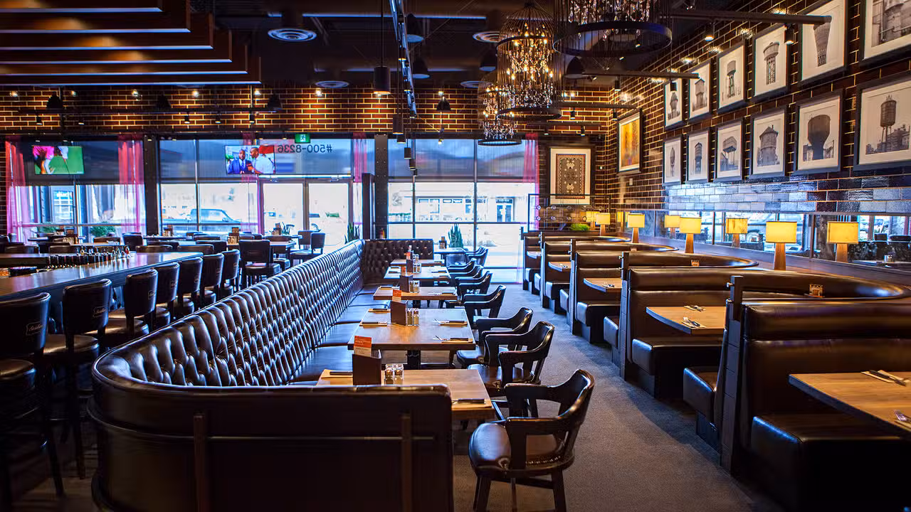 Browns Socialhouse - Chilliwack - Eagle Landing, Chilliwack, BC