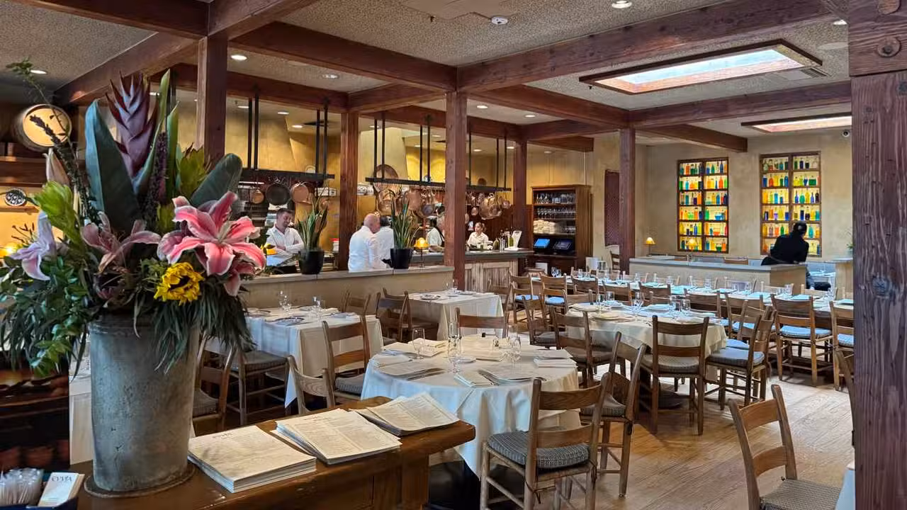 Interior - Evvia, Palo Alto, CA