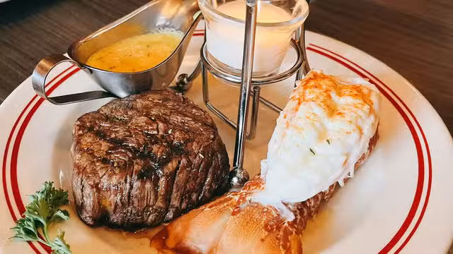 A photo of Jensen's Food & Cocktails restaurant