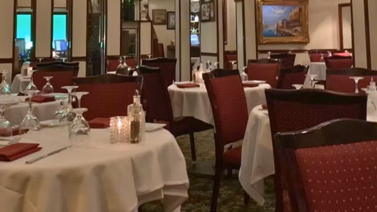 Interior - Zeffirelli Ristorante Italiano, Herndon, VA