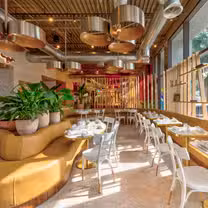 Foto von Yann Couvreur Café Restaurant