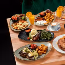A photo of Savini - Vieux Québec restaurant