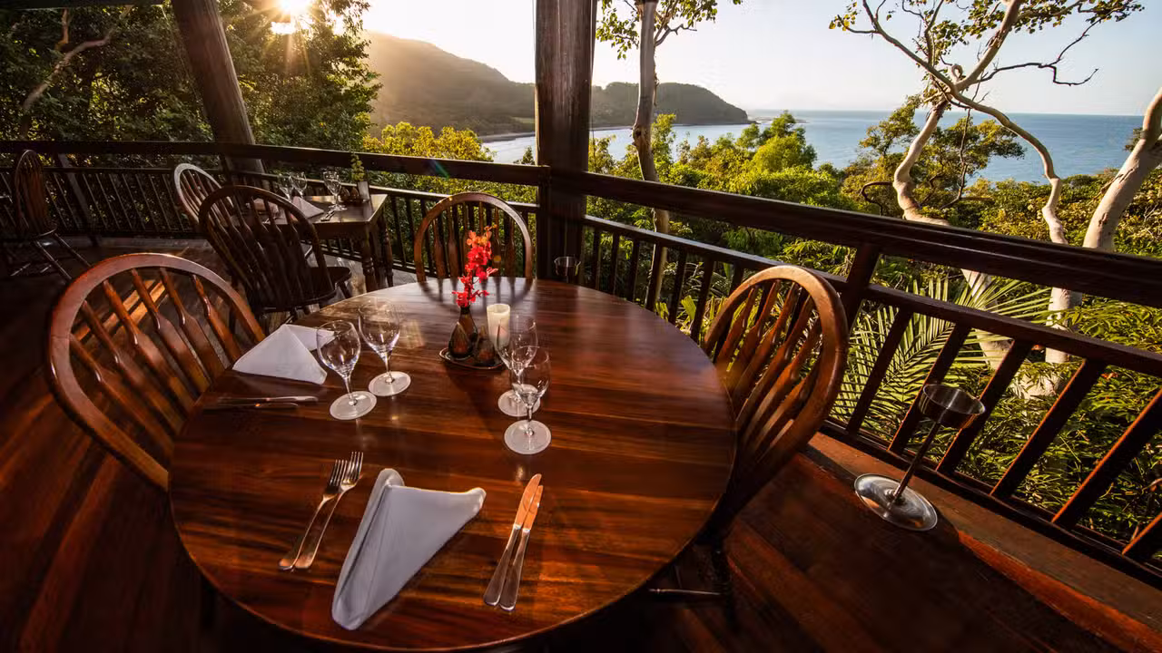 Exterior - Osprey's Restaurant - Thala Beach, Oak Beach, AU-QLD