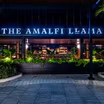 Una foto del restaurante The Amalfi Llama Wood-Fire Italian Steakhouse - Aventura