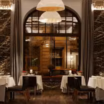 Una foto del restaurante Monopol Restaurant at Monopol Hotel