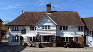 Una foto del restaurante The Chequers Inn