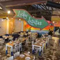 Una foto del restaurante Lucky Lupitas