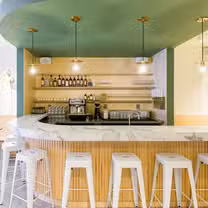 A photo of Nina Pizza Napolitaine - Saint-Jean-Baptiste restaurant