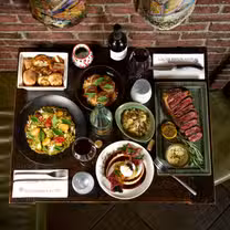Una foto del restaurante Luca's Ristorante of Somerset