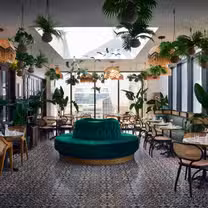 A photo of Leonie restaurant